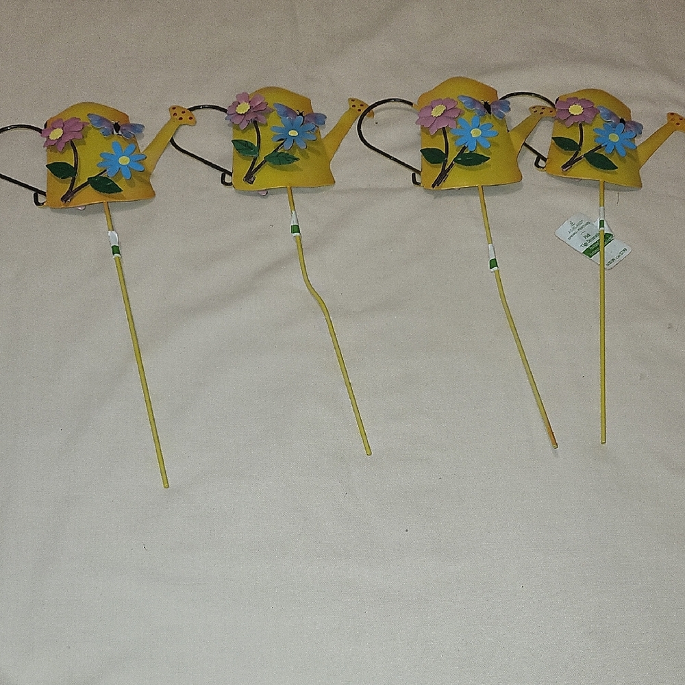 4 Picks- Watering Can With Flowers